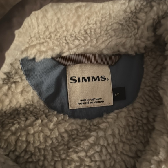 Simms Vest - Picture 2 of 2